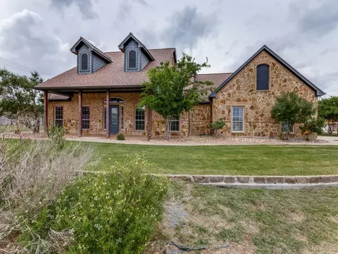 5584 Justine Pl, Fort Worth, TX 76126