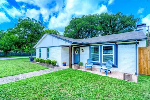 6901 Briardale Dr, North Richland Hills, TX 76182