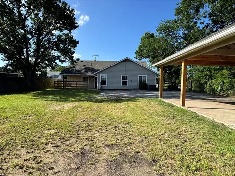 Exterior - 306 E 8th St, Anna, TX 75409 photo 12 of 14