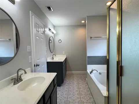 Bath - 306 E 8th St, Anna, TX 75409 photo 1 of 5