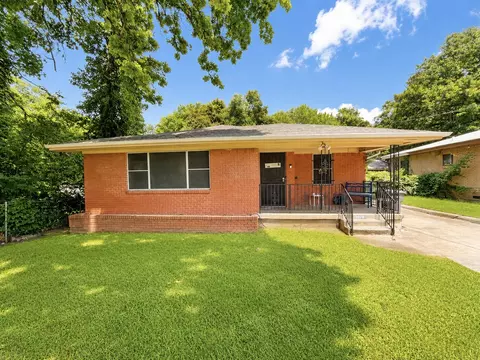 3023 Carpenter Ave, Dallas, TX 75215