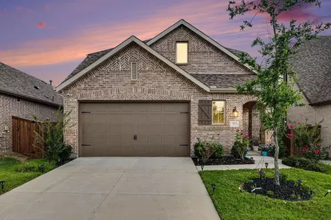 2012 Dappled Grey Ave, Aubrey, TX 76227