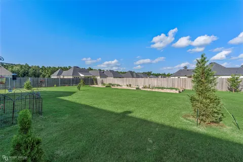 Exterior - 136 Sitka Loop, Haughton, LA 71037 photo 5 of 8