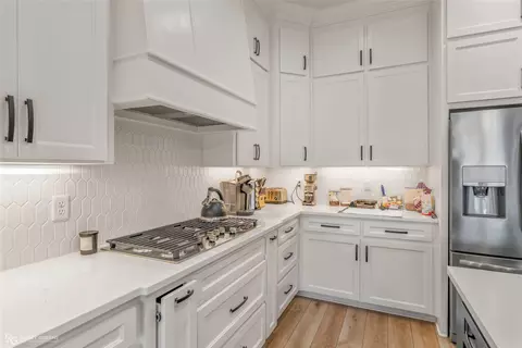 Kitchen - 136 Sitka Loop, Haughton, LA 71037 photo 5 of 5