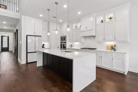 Kitchen - 1843 Hollyhock Dr, Celina, TX 75009 photo 4 of 5