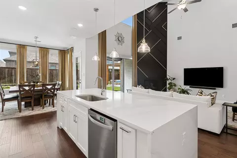 Kitchen - 1843 Hollyhock Dr, Celina, TX 75009 photo 2 of 5
