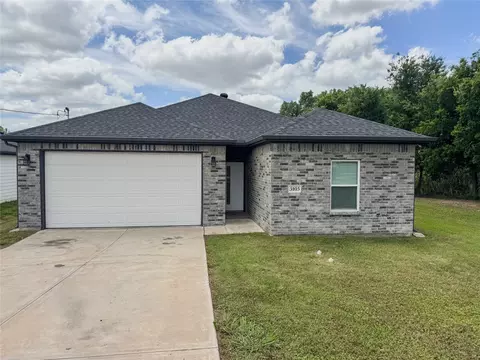 3105 Spencer St, Greenville, TX 75401