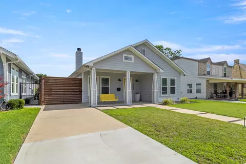2534 Gladstone Dr, Dallas, TX 75211