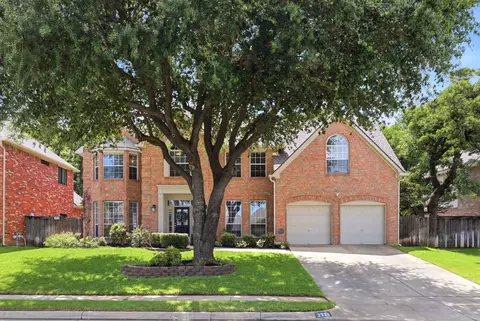 3228 Horseshoe Dr, Grapevine, TX 76051