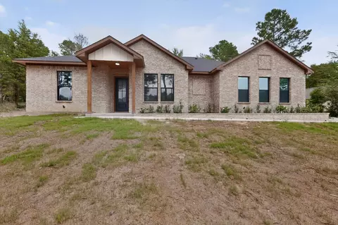 5310 Grand View Dr, Athens, TX 75752