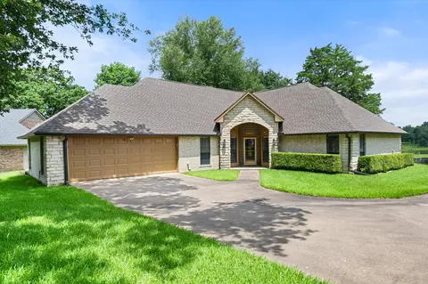 717 Grandview Dr, Corsicana, TX 75109
