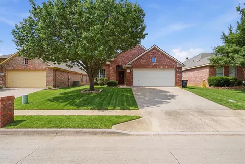 1216 Brownford Dr, Burleson, TX 76028