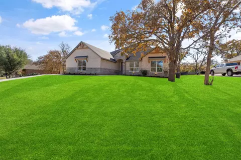 6509 Westover Dr, Granbury, TX 76049