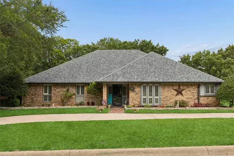 2430 Turtle Creek Dr, Sherman, TX 75092