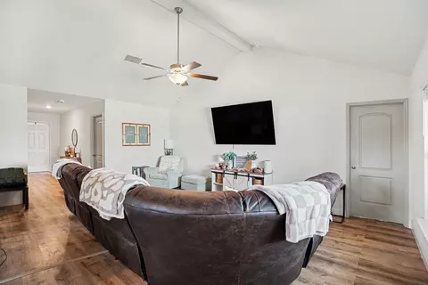 106 Patton Ln, Venus, TX 76084