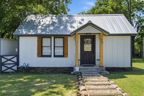 320 N Park St, Dublin, TX 76446