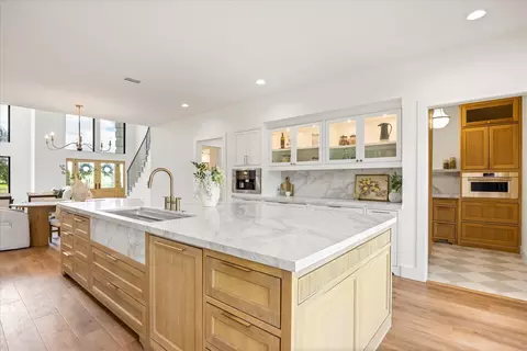 15101 White Settlement Rd, Fort Worth, TX 76108