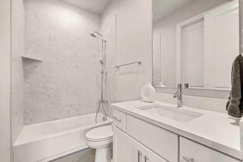 Bath - 5465 Patterson Ct, Irving, TX 75039 photo 1 of 2