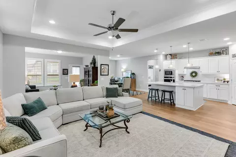 208 Long Pines Dr, Mckinney, TX 75071