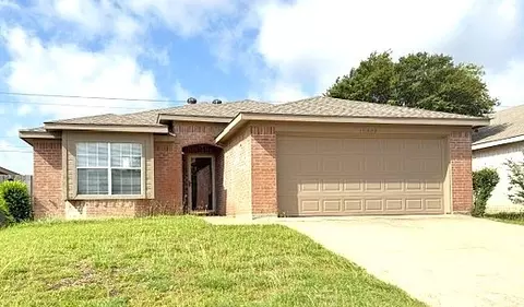 10909 Deauville Cir S, Fort Worth, TX 76108