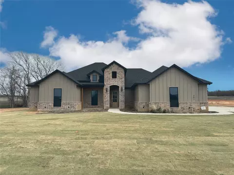 301 Our Ln, Weatherford, TX 76088