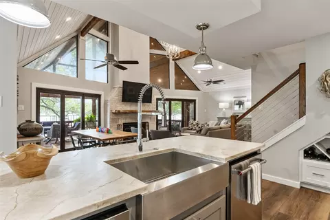 Kitchen - 6949 Terry Trce, Eustace, TX 75124 photo 4 of 5