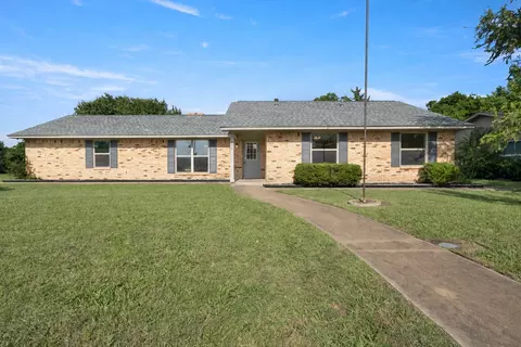 790 W Jefferson St, Van Alstyne, TX 75495