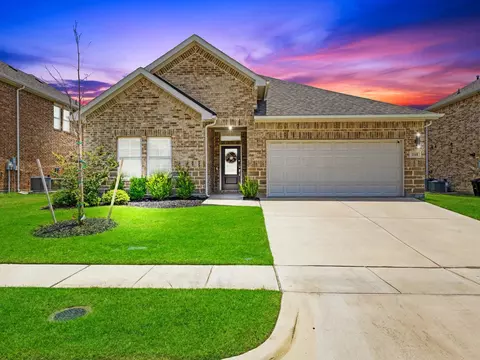 1141 Garden Grove Ln, Forney, TX 75126