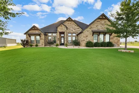 863 Alto Bonito Ct, Godley, TX 76044