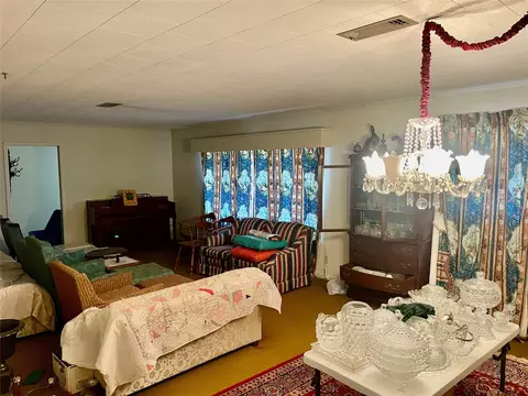 Living - 1306 E Central, Comanche, TX 76442 photo 2 of 2
