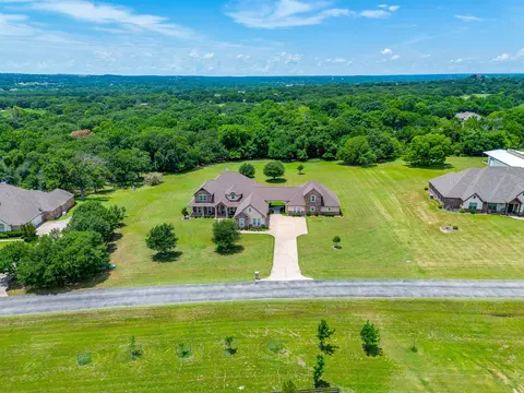 1144 Boling Ranch Rd N, Azle, TX 76020