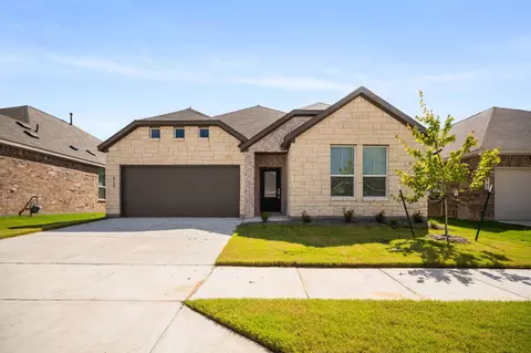 4736 Paynes Valley Dr, Ennis, TX 75119