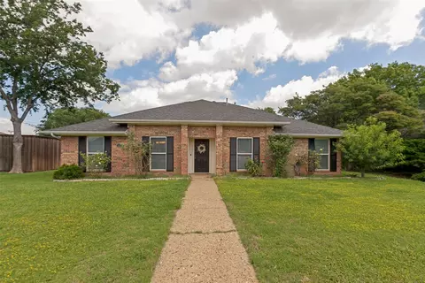 2013 Pleasant Valley Dr, Plano, TX 75023