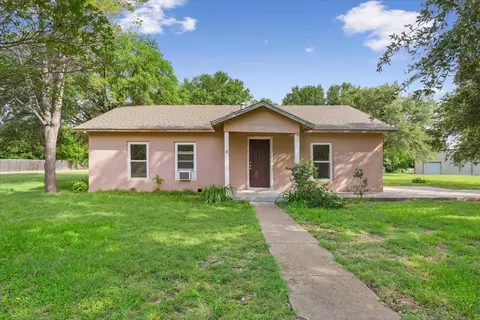 1084 Speegle Rd, Woodway, TX 76712