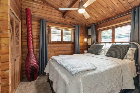 Bedroom - 309 Shore Line Dr, Tool, TX 75143 photo 1 of 3