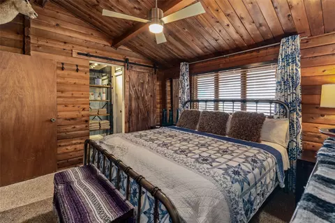 Bedroom - 309 Shore Line Dr, Tool, TX 75143 photo 2 of 3