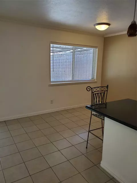 Dining - 2225 Ruby Rd, Irving, TX 75060 photo 1 of 1