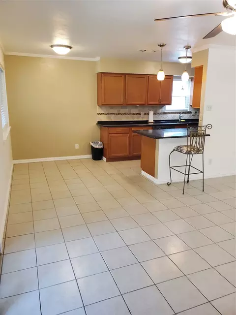 Kitchen - 2225 Ruby Rd, Irving, TX 75060 photo 1 of 9