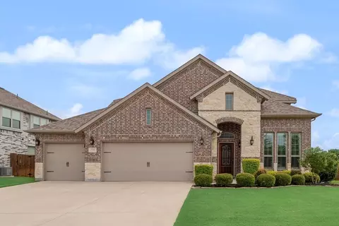 516 W North Creek Dr, Sherman, TX 75092