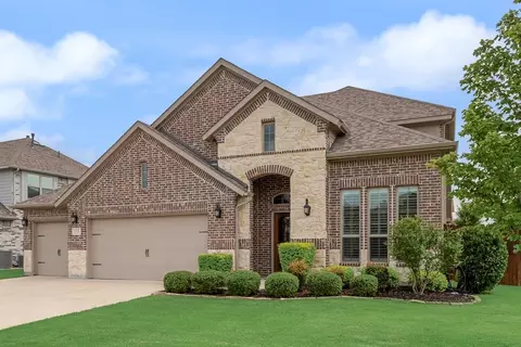 516 W North Creek Dr, Sherman, TX 75092