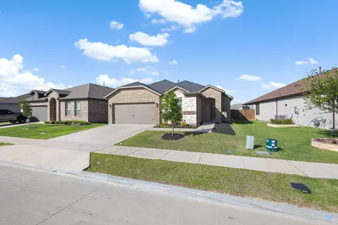 179 Dogwood Ave, Rhome, TX 76078