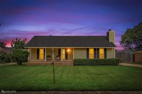 5106 Tara Ln, Bossier City, LA 71111