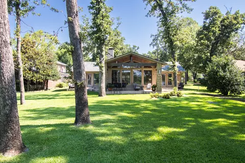 516 Arrowwood Beach Rd, Trinidad, TX 75163