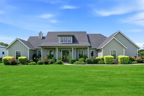 1184 Horizon Trace Dr, Azle, TX 76020