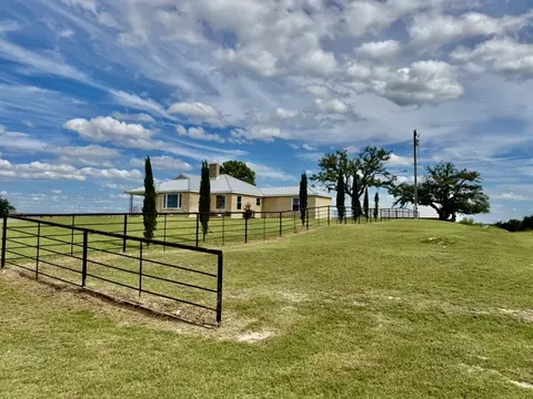 1147 County Road 163, Stephenville, TX 76401