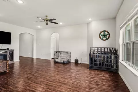 132 Willowbend Loop, Mabank, TX 75147 photo 6