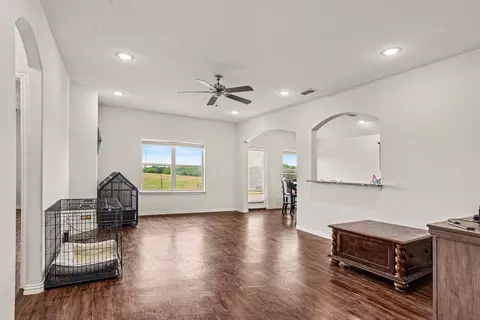 132 Willowbend Loop, Mabank, TX 75147 photo 8