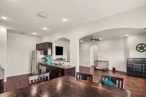 132 Willowbend Loop, Mabank, TX 75147 photo 9