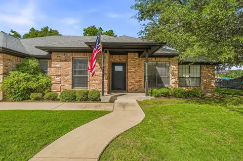 1703 Sully Ct, Stephenville, TX 76401