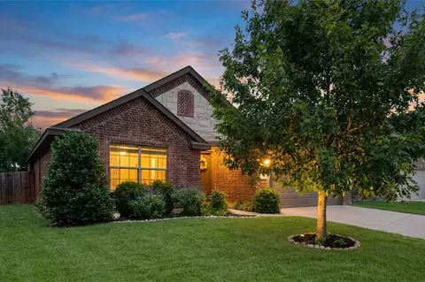 4200 Old Timber Ln, Crowley, TX 76036